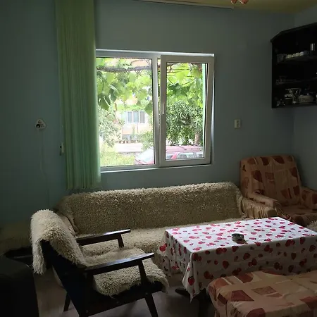Gæstehus For Rent Vangelova Gotse Deltjev