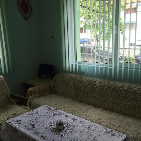 For Rent Vangelova גוצה דלצ'ב