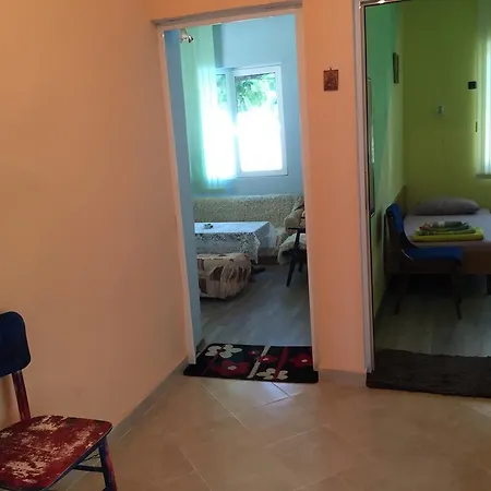 Gæstehus For Rent Vangelova Gotse Deltjev