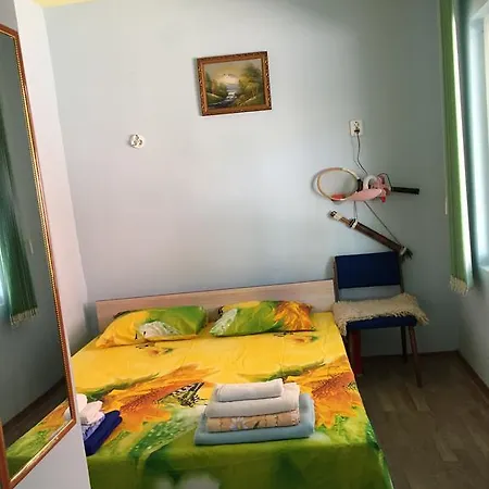 בית הארחה For Rent Vangelova גוצה דלצ'ב
